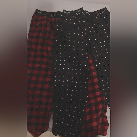Tommy Hilfiger pajamas size L (2 colors) - Picture 2 of 8